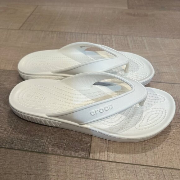 CROCS WHITE FLIP FLOP SANDALES MENS 6 WOMENS 8 - Picture 1 of 7